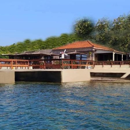 Stone Villa Inside Sea- Kids'Land Platanidia Ngoại thất bức ảnh