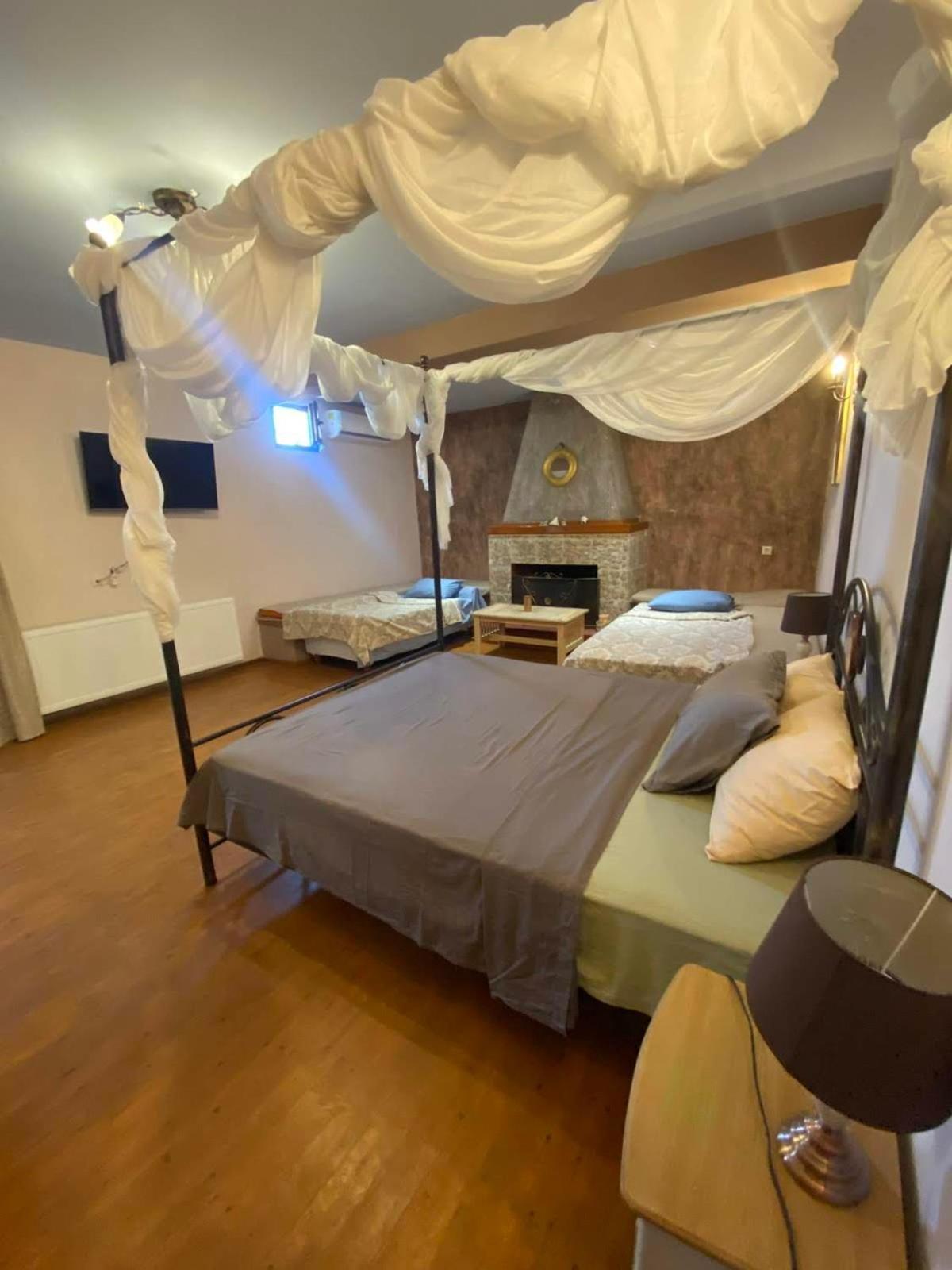 Stone Villa Inside Sea- Kids'Land Platanidia Ngoại thất bức ảnh